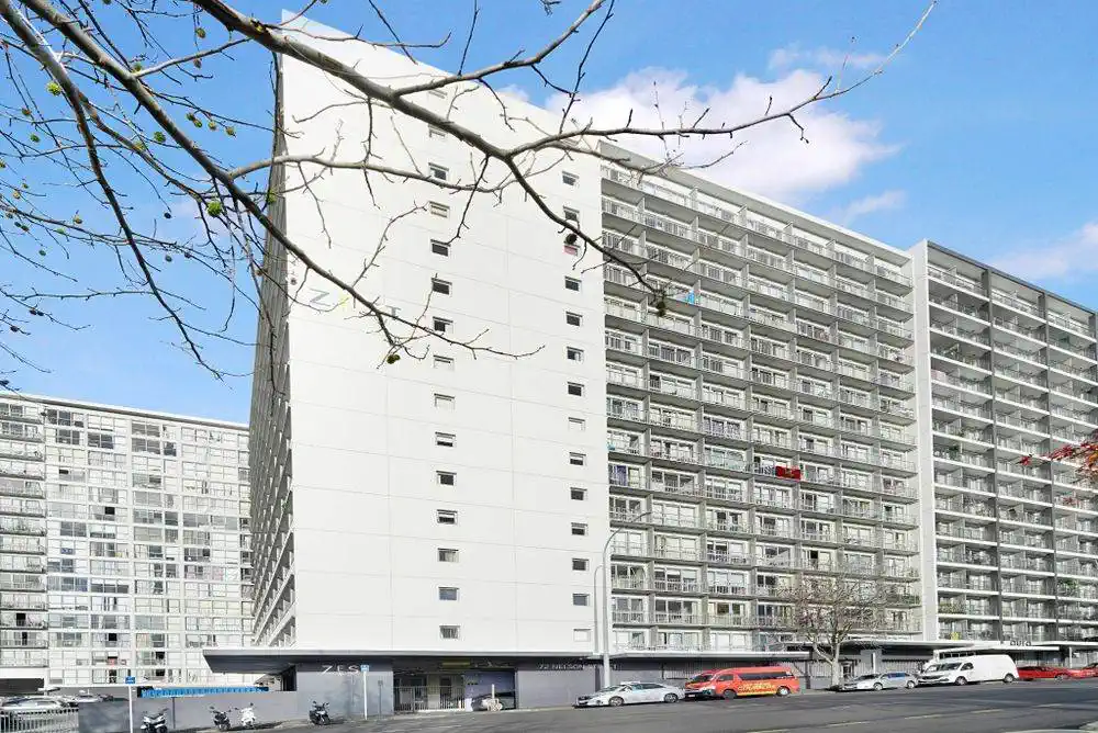 Auckland Girls’ Grammar School zone, Freehold 2 beds 1 bath apartment with car park, 0.9 km to Auckland Girls’ Grammar School, 826/72 Nelson Street, City Centre, Auckland
