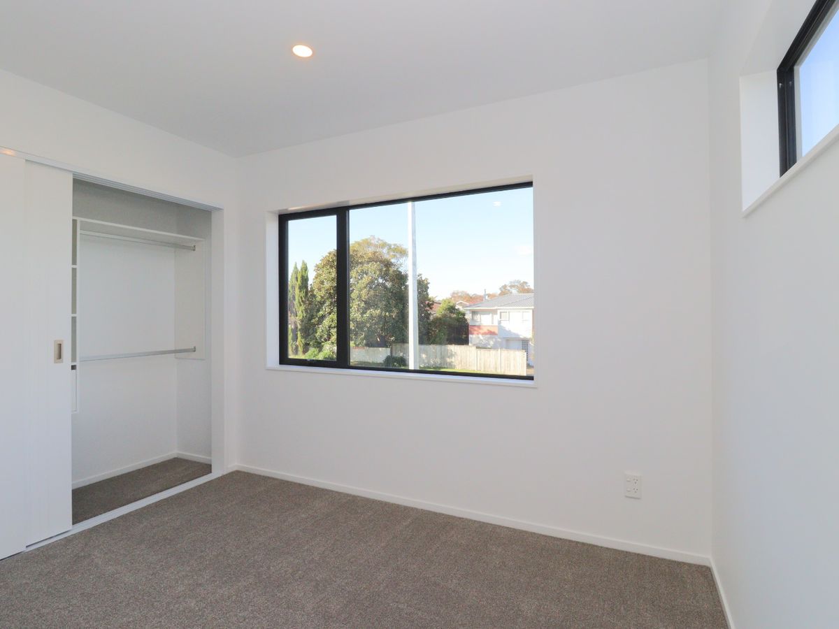 For rent, Macleans Zone, Brandnew 4 beds 2 baths townhouse with garage, Available Now, 303A Bucklands Beach Road, Bucklands Beach, Auckland