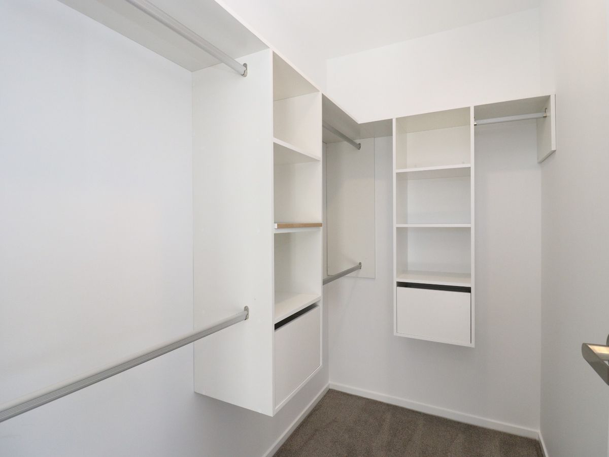 For rent, Macleans Zone, Brandnew 4 beds 2 baths townhouse with garage, Available Now, 303A Bucklands Beach Road, Bucklands Beach, Auckland