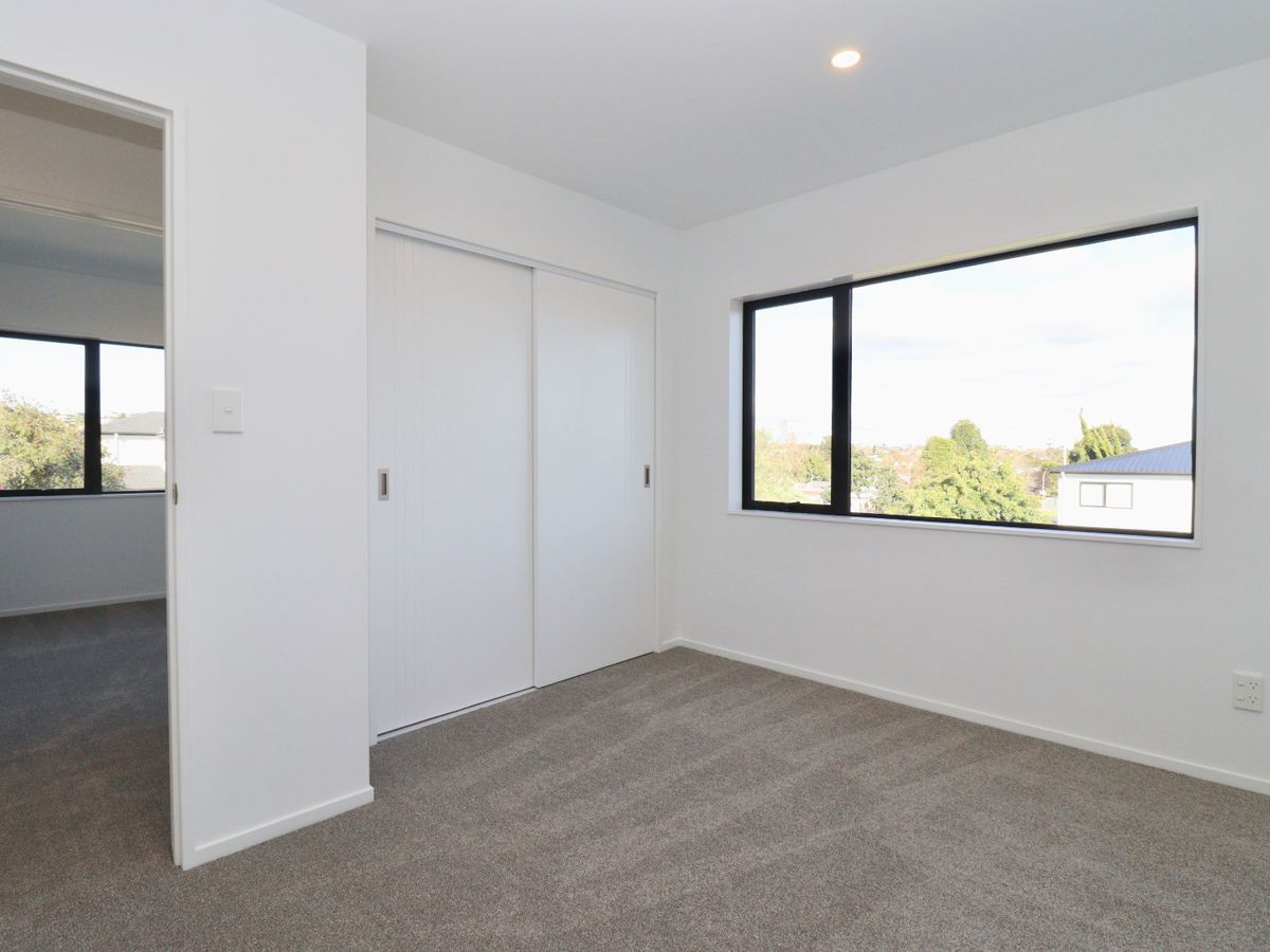 For rent, Macleans Zone, Brandnew 4 beds 2 baths townhouse with garage, Available Now, 303A Bucklands Beach Road, Bucklands Beach, Auckland