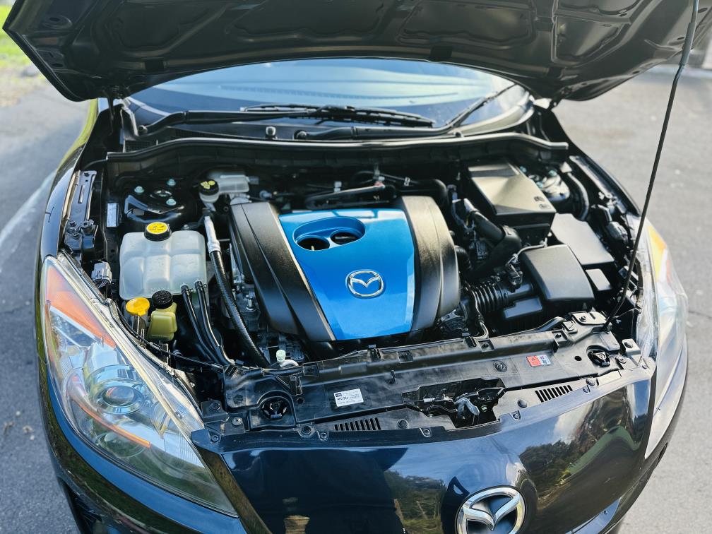 2013 Mazda Axela 20S SPORTS !! SKYACTIVE ENGINE !! Hatchback Tiptronic, Black, 5 seats, New Import, Petrol, 2,000 cc, 64,055 km