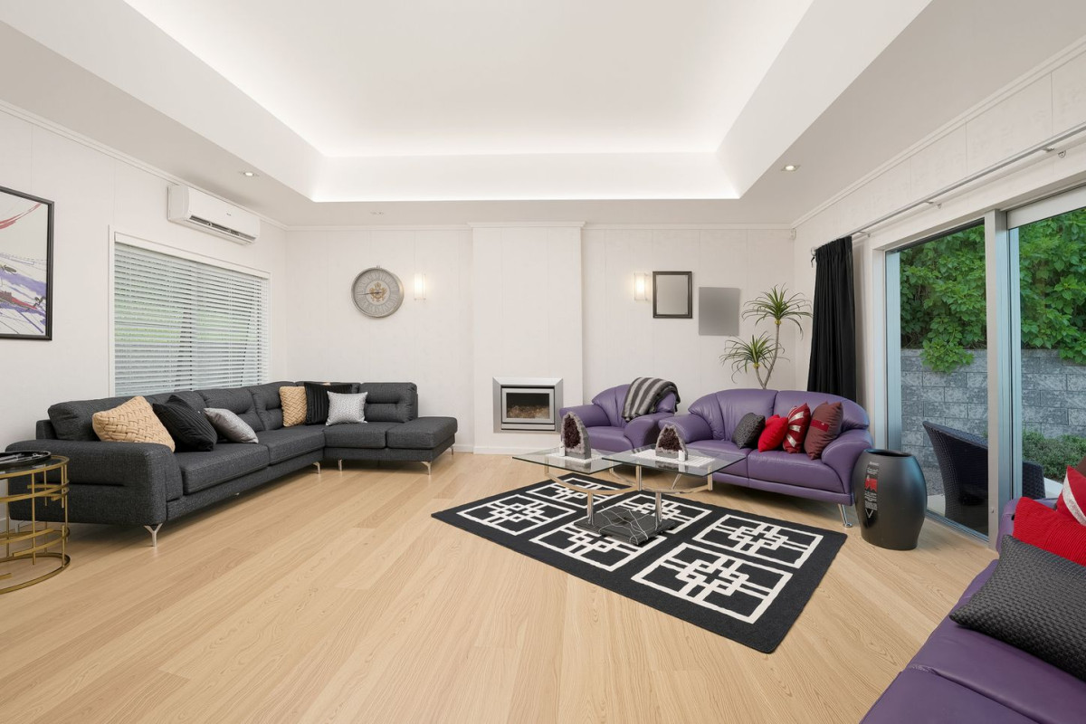 3386m2, Priced Well Below The CV, Owners nearly finished building their new home – bring your offers!, 435m2 7 beds 3 baths house with double garage and swimming pool, close to schools, local shops, 7 Burgundy Park Avenue, Henderson, Auckland