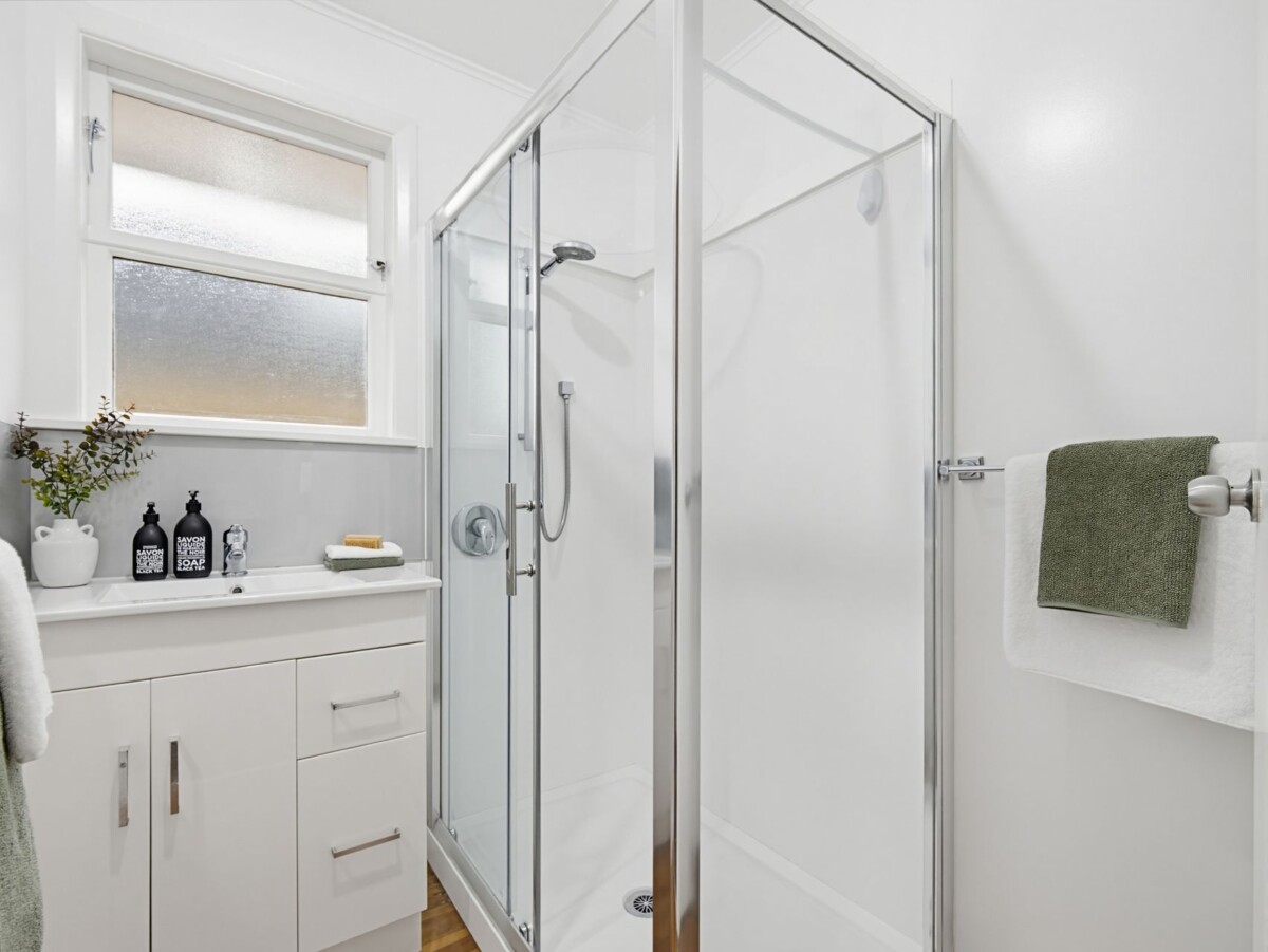 3 beds 1 bath house with 2 car parks on 354m2 section, located near Manurewa Intermediate, Manurewa High School, Mountfort Park, and Southmall, with easy access to transport links, 18 Buller Crescent, Manurewa, Auckland