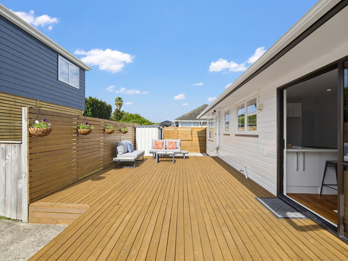3 beds 1 bath house with 2 car parks on 354m2 section, located near Manurewa Intermediate, Manurewa High School, Mountfort Park, and Southmall, with easy access to transport links, 18 Buller Crescent, Manurewa, Auckland