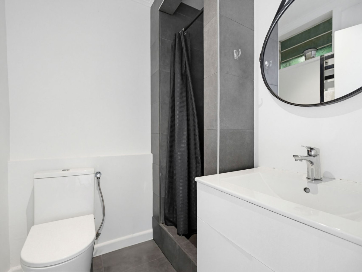 Double Grammar school zone, 33m2 1 bed 1 bath apartment with a courtyard,  zoned for Auckland Grammar and Epsom Girls Grammar school, close to schools, CBD, Newmarket, 17/373 Khyber Pass Road, Grafton, Auckland