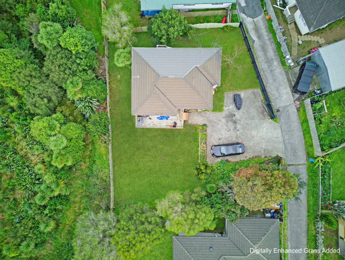 695m2 section, 3 beds 1 bath house, Close to Redhill School, Near Red Hill Scenic Reserve for bush walks and outdoor recreation, 10 Igloo Place, Red Hill, Auckland