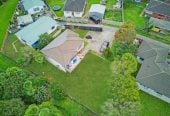 695m2 section, 3 beds 1 bath house, Close to Redhill School, Near Red Hill Scenic Reserve for bush walks and outdoor recreation, 10 Igloo Place, Red Hill, Auckland