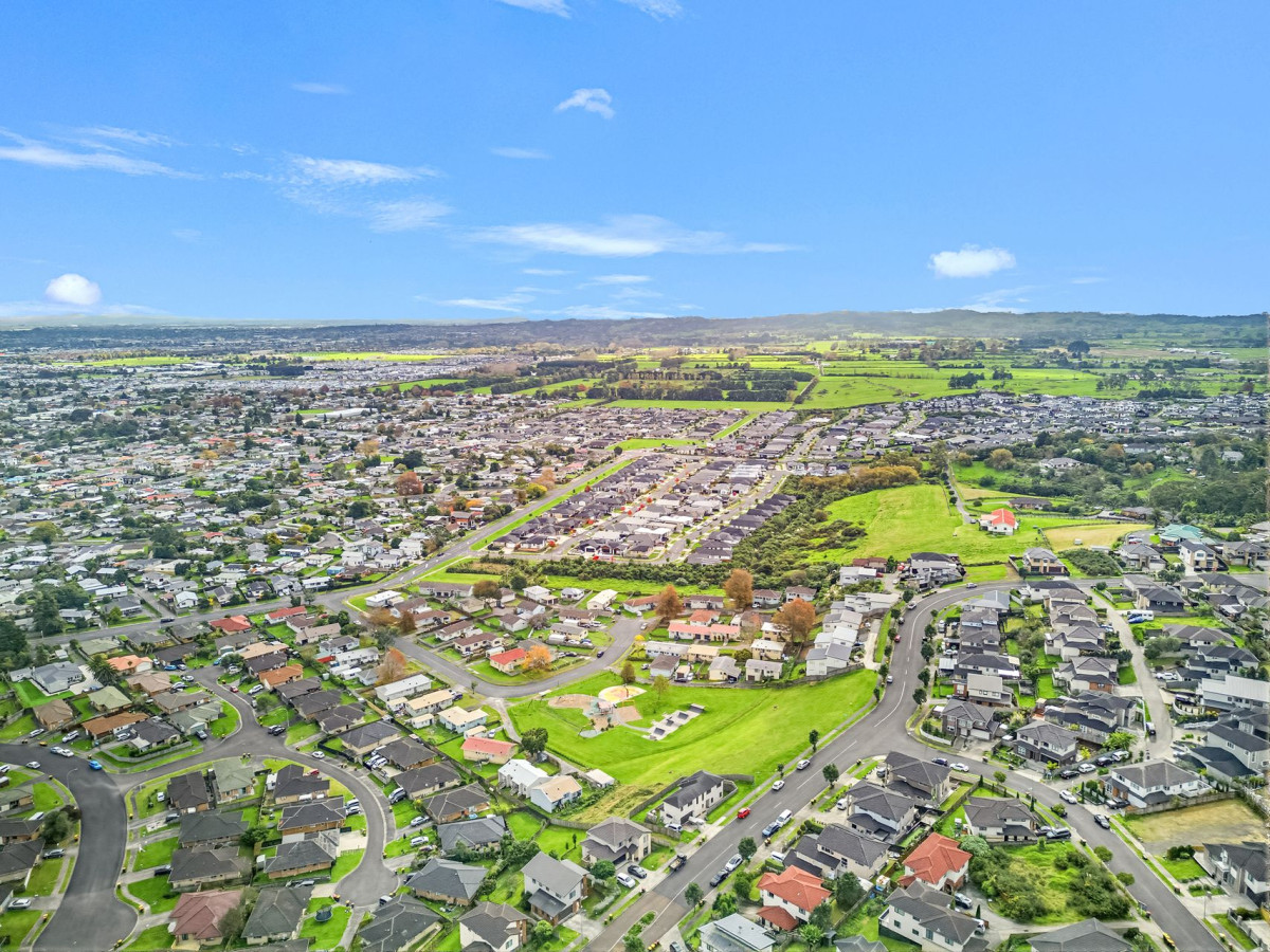 528m2 section, nearby reserves and playgrounds, easy access to town centre, schools, motorway access, 171 Keri Vista Rise, Papakura, Auckland