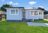 3 beds 1 bath house on 288m2 section, within easy reach of Rosehill College, Rosehill Intermediate, Massey Park and Papakura town centre are also nearby for sport, shopping and cafés. 1 Rosehill Drive, Rosehill, Auckland