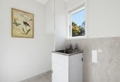 3 beds 1 bath house on 288m2 section, within easy reach of Rosehill College, Rosehill Intermediate, Massey Park and Papakura town centre are also nearby for sport, shopping and cafés. 1 Rosehill Drive, Rosehill, Auckland