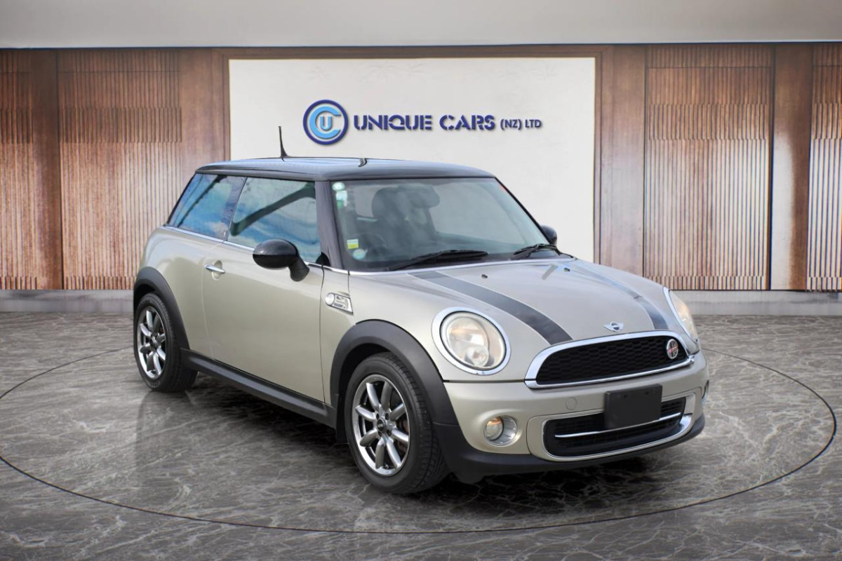 2011 BMW Mini Cooper 1.6 Coupe Hardtop, 3 Door, Hatchback, Automatic, 4 seats, 1600cc, Petrol, 88,608km