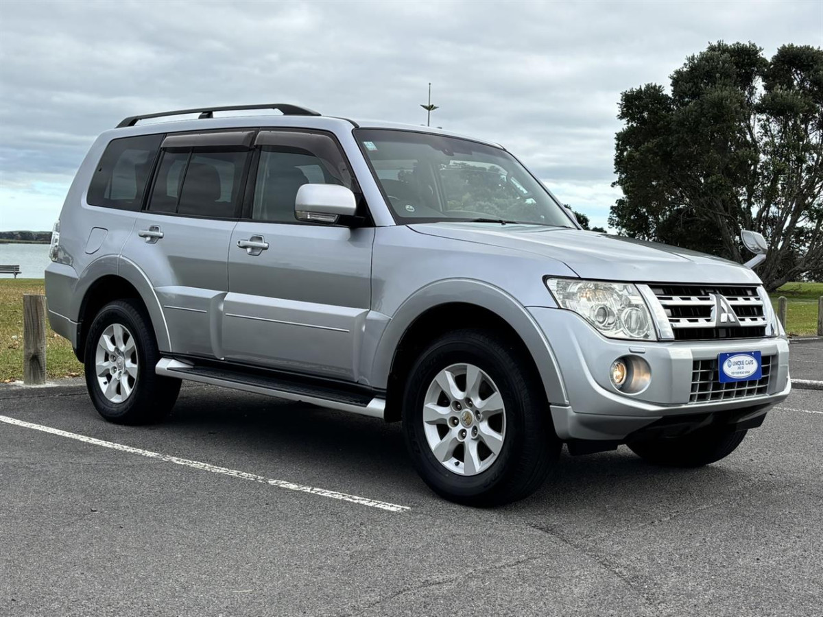 2012 Mitsubishi Pajero 3.2D Exceed Long, 5 Door, RV-SUV, Automatic, 4WD, 7 seats, 3200cc, Diesel, 132,057km