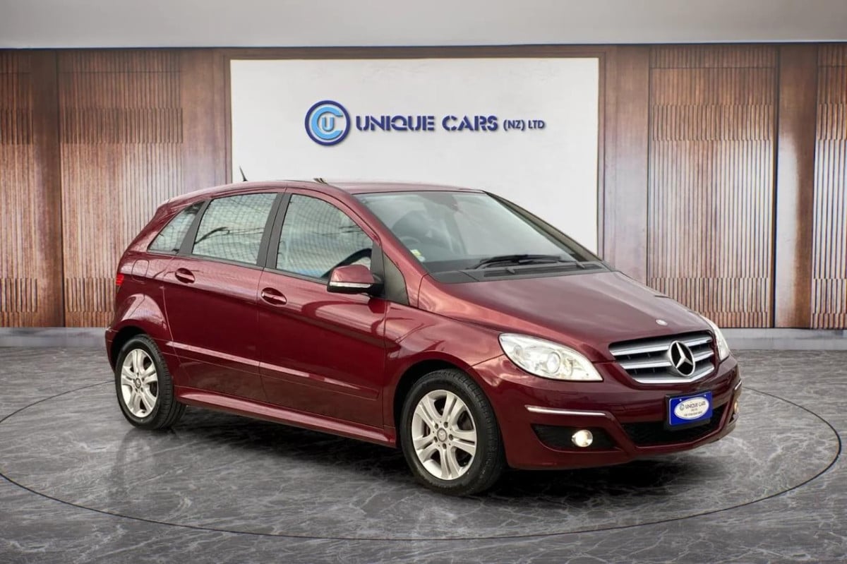 2011 Mercedes-Benz B180, 5 Door, Hatchback, Automatic, 5 seats, 1700cc, Petrol, 71,206km