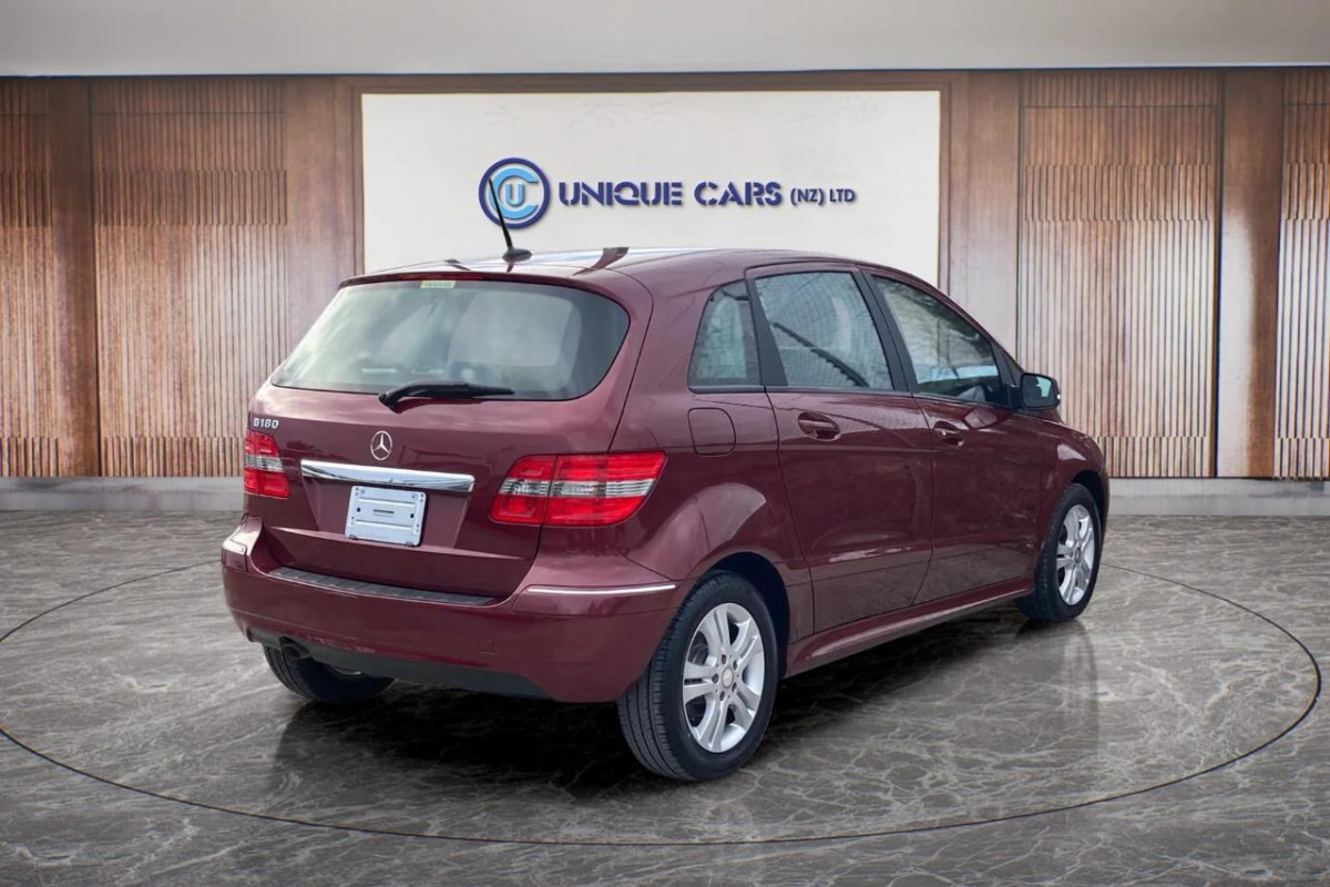 2011 Mercedes-Benz B180, 5 Door, Hatchback, Automatic, 5 seats, 1700cc, Petrol, 71,206km