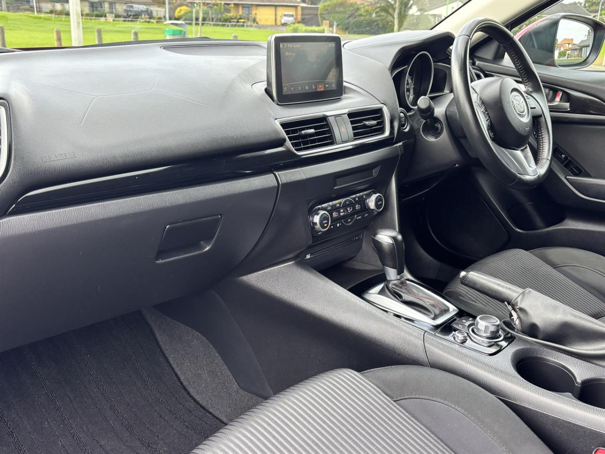 2015 Mazda Axela 15S Skyactiv, 4 Door, Hatchback, Automatic, 5 seats, 1500cc, Petrol, 104,219km