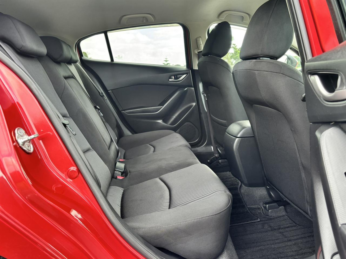 2015 Mazda Axela 15S Skyactiv, 4 Door, Hatchback, Automatic, 5 seats, 1500cc, Petrol, 104,219km
