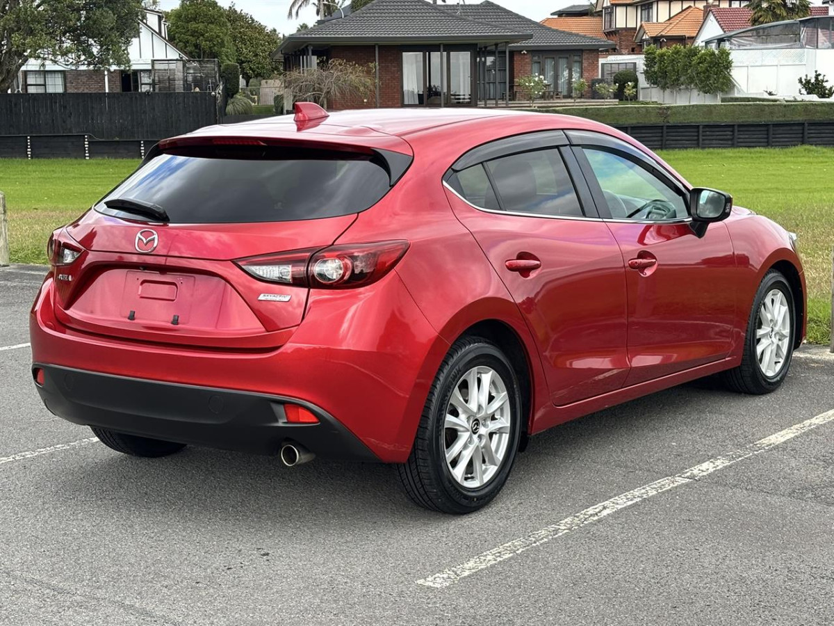 2015 Mazda Axela 15S Skyactiv, 4 Door, Hatchback, Automatic, 5 seats, 1500cc, Petrol, 104,219km