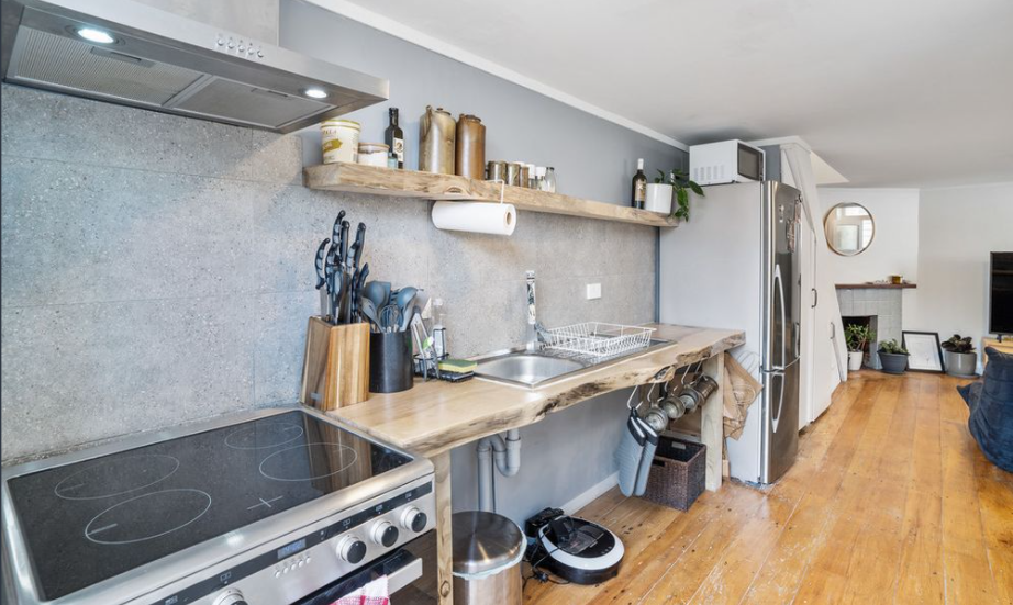 Home and Income – Renovated Two Dwellings on 1 Title, Dwelling 1: 1 bed + Two additional rooms upstairs 1 bath kitchen and Living & Dining, Dwelling 2: 1 bed Modern Bathroom & Kitchen, Separate Power & Water Meter – Totally independent, Just a stone’s throw from Sandringham Village, Walk to St Luke’s Shopping Mall, Easy access to motorways & the city, 1D Calgary Street, Sandringham, Auckland