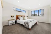 5 beds (3 ensuites) 4.5 baths house with 1 bed granny, a garage and 3 on-site parking spaces, Central heating & cooling system, Built-in background music system, Zoned for Ormiston Primary, Junior & Senior College, 11 Puruatanga Drive, Flat Bush, Auckland