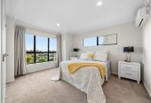 With Views, 2 kitchens, 290m2 7 beds (3 ensuites) 5.5 baths house with double garage and 2-beds granny on 372m2 section. close to schools, Ormiston shopping centre, double7 Fricker Way, Flat Bush, Auckland