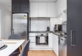 Auckland Girls Grammar school zone, Freehold 2 beds ( 1 bed + 1 Flexi room) 1 bath apartment, Positioned in the sought-after SugarTree Centro development, A storage locker is also included – a valuable bonus for city living. 307/145 Nelson Street, Auckland Central, Auckland