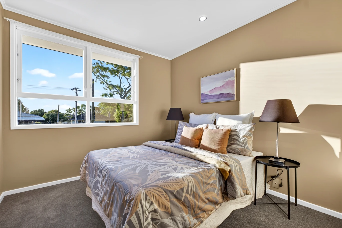 1060m2 section, Refurbished 3 beds 1 bath house, Two utility rooms with their own kitchenette, total 229m² floor area, 28 Cornwall Road, Papatoetoe, Auckland