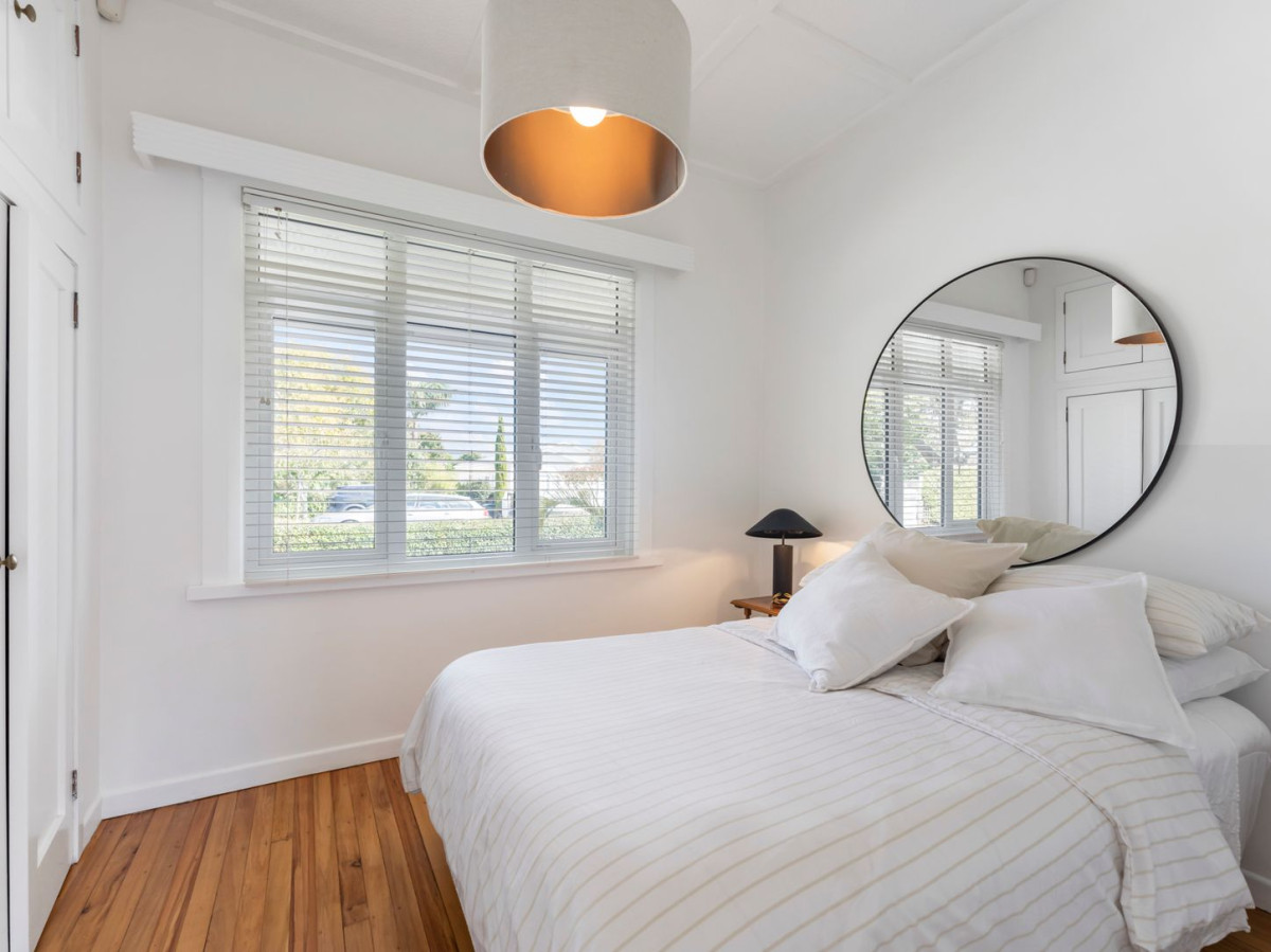 Once in 20 years, Mt Albert Grammar school zone, 133m2 3 beds 2 baths house with garage on 797m2 section, Zoned Single House, you’re protected here. No overcrowding, Zoned for MAGS and Gladstone School, with the train station moments away, 19 Rossgrove Terrace, Mount Albert, Auckland