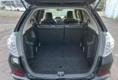 2013 Honda Fit SHUTTLE HYBRID Hatchback Automatic, 5 seats, Black, 1 owner, Petrol, 1,339 cc, 140,902 km