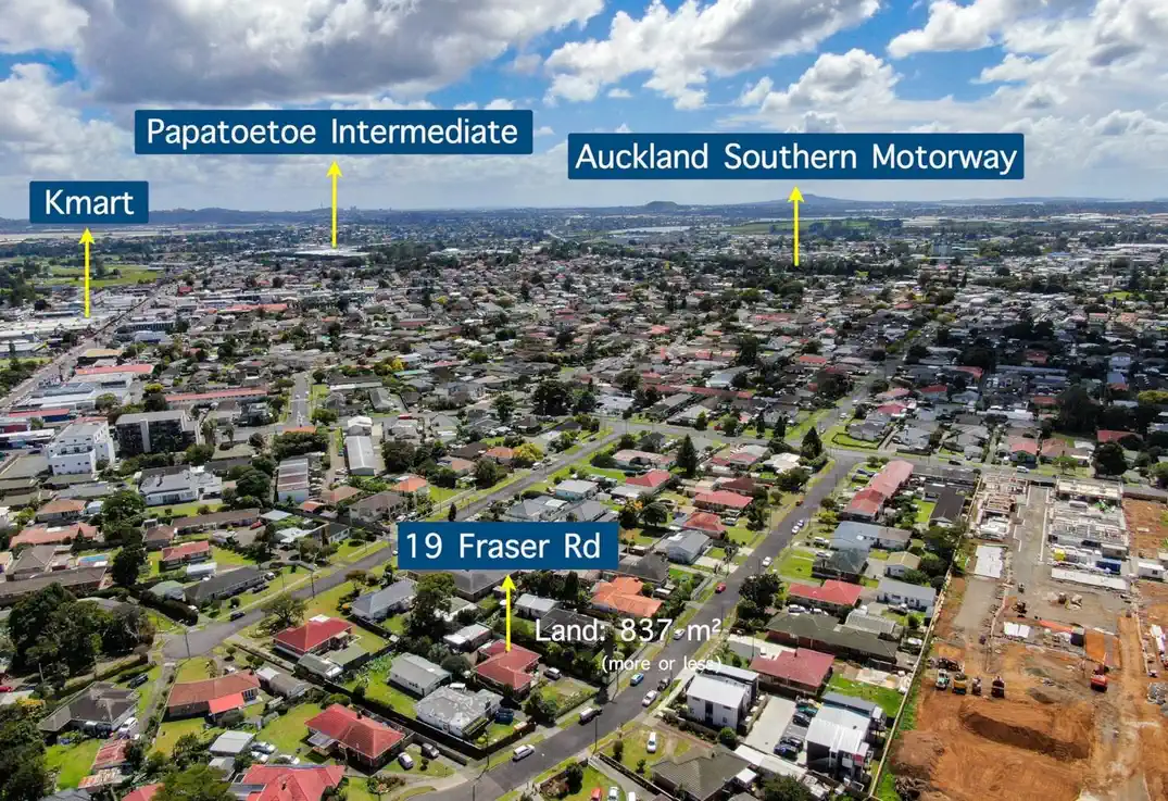For rent, 4 beds 2 baths house with double garage, Available from 6th, June, 19 Fraser Road, Papatoetoe, Auckland