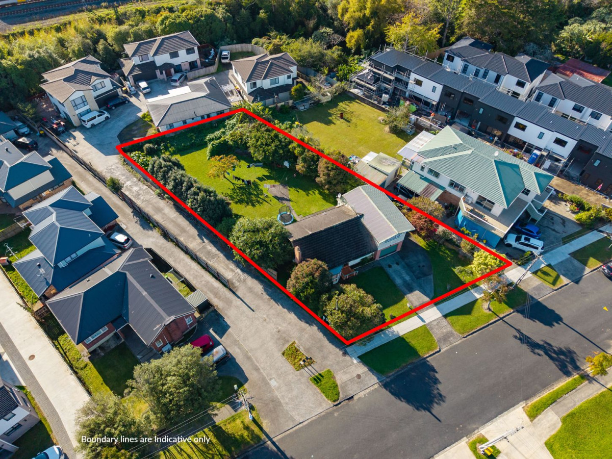 Vender says Sell, 1012m2 section, 3 beds 2 baths house with garage, close to schools, shops, supermarket, train station, In zone for popular Papatoetoe West School, Kedgley Intermediate and Aorere College, 40 Ashlynne Avenue, Papatoetoe, Auckland