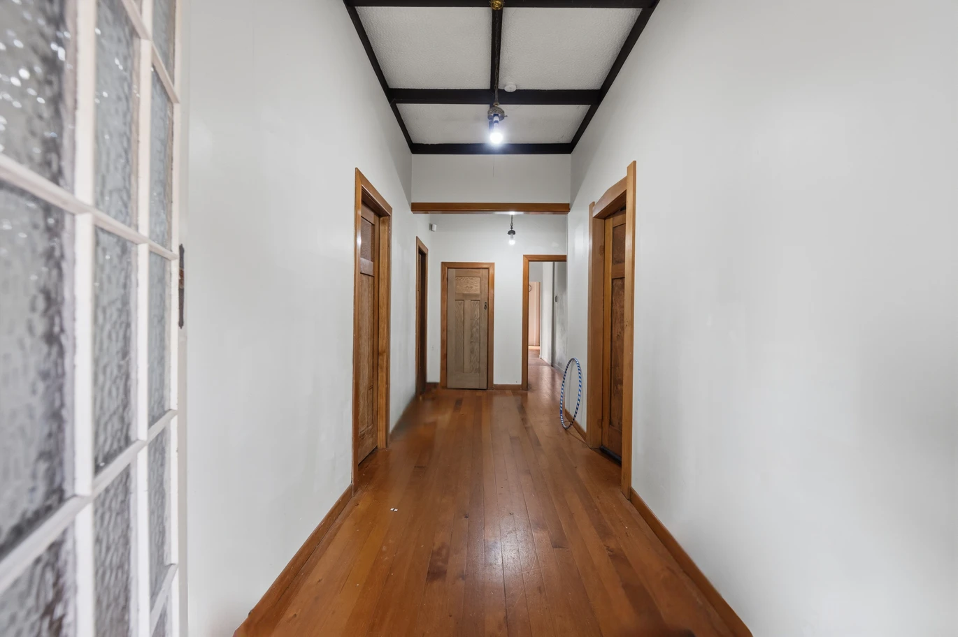 Mt Albert Grammar School zone, 4 beds + 3 flexi room 4 baths house on 1290m2 section, Walking distance to Eden Park, Dominion Road local restaurants, supermarkets, bus stations and Kingsland Train station, 4KM to Auckland CBD & Universities, 1 Onslow Road, Mount Eden, Auckland