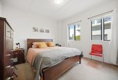 Auckland Girls Grammar school zone, 88m2 Freehold 2 beds 1 bath 1 car park apartment, with a brick and weatherboard exterior, The bathroom features a separate bath and shower, and has been recently refreshed, including new heating and an automatic ventilation system. close to CBD, Newmarket, Mt Eden, motorway access, 2B/40 Charlotte Street, Eden Terrace, Auckland