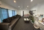 For rent, 4 beds 2 baths house with double garage, Available from 6th, June, 19 Fraser Road, Papatoetoe, Auckland
