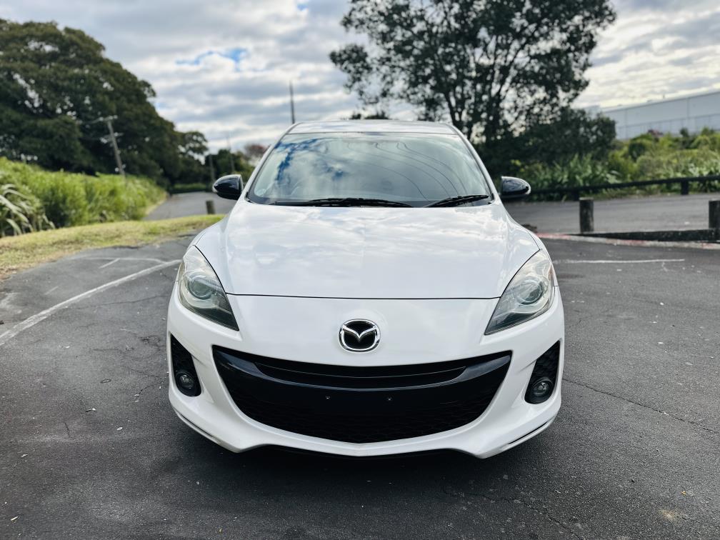 2013 Mazda Axela 20S SPORTS !! SKYACTIVE ENGINE !! Hatchback Tiptronic, 5 seats, New Import, Petrol, 2,000 cc, 65,727 km