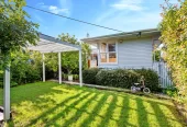 Must sell, 4 beds 1 bath house on 890m2 section, Concept plans are already available, Enjoy effortless access to WestCity, local amenities, and transport links. The vendors are highly motivated and ready to meet the market. ALL CONJUNCTIONALS WELCOME, 15 Kingdale Road, Henderson, Auckland