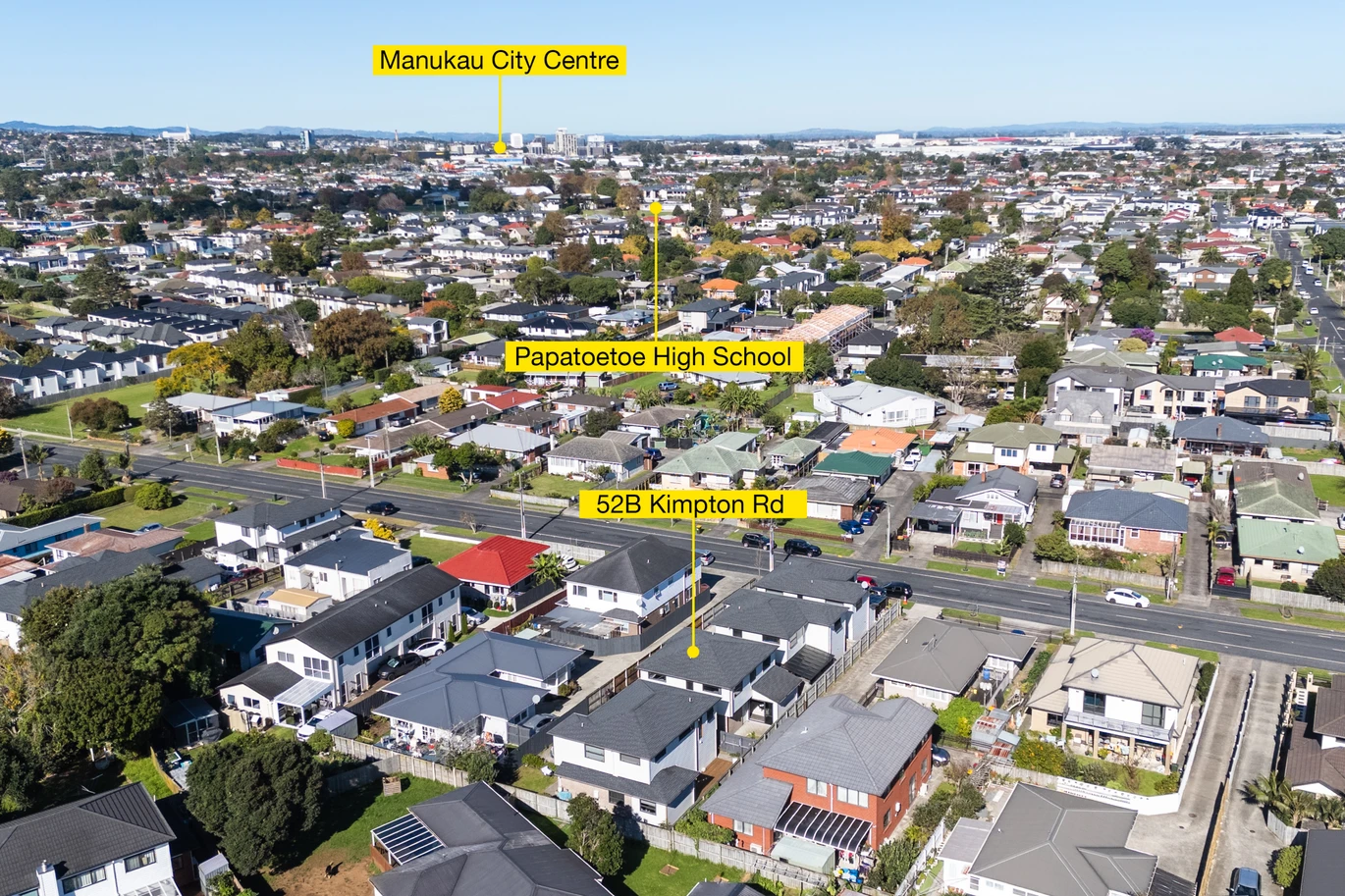 Standalone 4 beds 2.5 baths home with garage, close to schools, shopping centres, parks, easy motorway access, 52B Kimpton Road Papatoetoe, Auckland