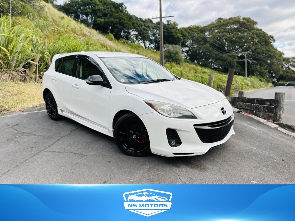 2013 Mazda Axela 20S SPORTS !! SKYACTIVE ENGINE !! Hatchback Tiptronic, 5 seats, New Import, Petrol, 2,000 cc, 65,727 km