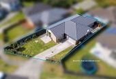 120m2 Brick and tile 3 beds 2 baths house with garage on 351m2 section, just moments from Glen Eden’s vibrant village centre with its array of cafes, shops, and supermarkets. The Glen Eden train station, Zoned for local schools including Glen Eden School and near popular parks like Parrs Park, 23 Anna Lane, Glen Eden, Auckland