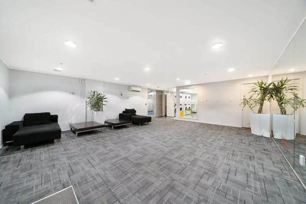 Auckland Girls’ Grammar School zone, Freehold 2 beds 1 bath apartment with car park, 0.9 km to Auckland Girls’ Grammar School, 826/72 Nelson Street, City Centre, Auckland