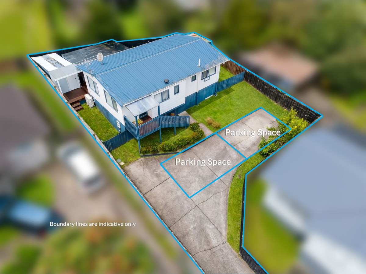 Renovated 3 beds 1 bath house with car parks on 404m2 section, currently rented, easy access to local schools, Glen Eden shops, train station, library, and New Lynn amenities. Zoned for Green Bay High School, 30A Leo Street, Glen Eden, Auckland