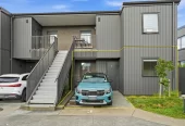 Built by Jalcon Homes, 2 beds 1 bath 1 car park apartment, Positioned on the ground level with its own private courtyard, just a short stroll to the heart of Kumeu, with easy access to Westgate Shopping Centre, SH16 motorway links, zoned for Huapai District School, St Paul’s School, and Massey High School, 3/38 Jane Maree Road Kumeu, Auckland
