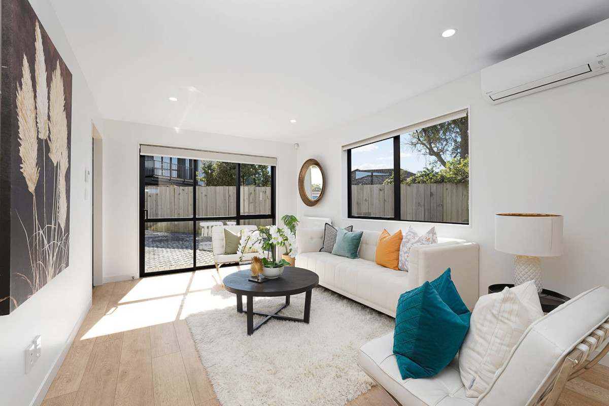 140m2 Brandnew standalone 3 beds + study room 2.5 baths home with garage, close to local schools, public transport, and shops, with easy access to Te Atatu South amenities and a short drive to motorway connections, 29A Mackenzie Street, Te Atatu South, Auckland