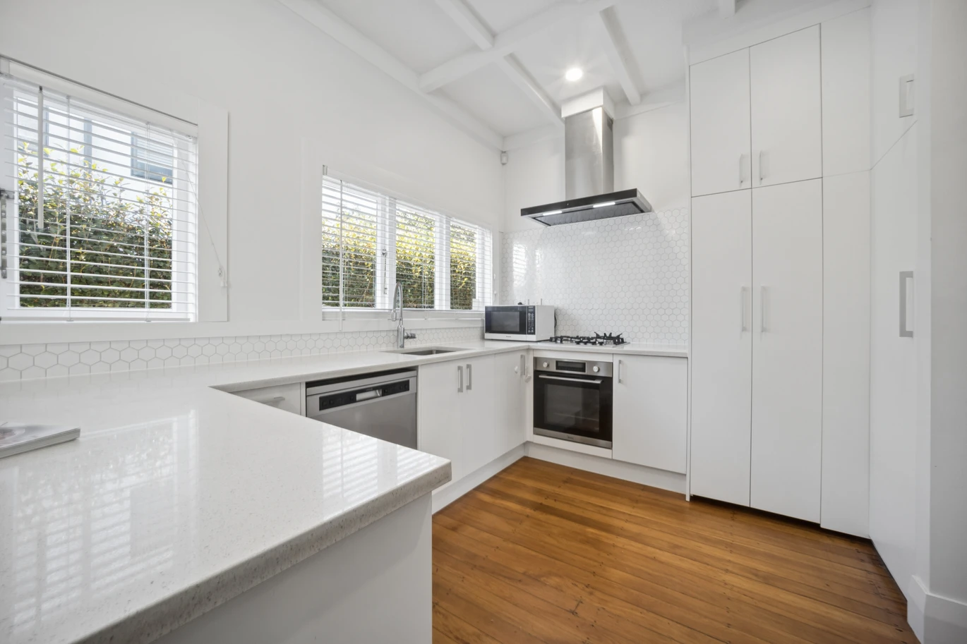 Move–in ready, Renovated 3 beds 1.5 bath house on 468m2 section, Royal Oak shopping centre and Three Kings Woolworths are close by. Iconic Monte Cecilia Park and One Tree Hill are nearby, easy motorway access, 1A Vagus Place, Royal Oak, Auckland