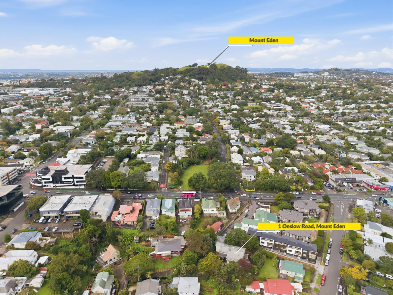 Mt Albert Grammar School zone, 4 beds + 3 flexi room 4 baths house on 1290m2 section, Walking distance to Eden Park, Dominion Road local restaurants, supermarkets, bus stations and Kingsland Train station, 4KM to Auckland CBD & Universities, 1 Onslow Road, Mount Eden, Auckland