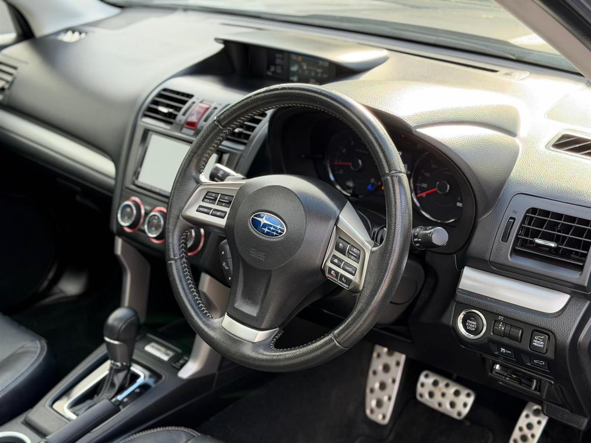 2014 Subaru Forester XT DIT TURBO**Sunroof**Adaptive Cruise Control**Electric Seats**AWD**Leather & Heating Seats** Station Wagon Automatic, Silver, 5 seats, Petrol, 1,998 cc, 97,016 km