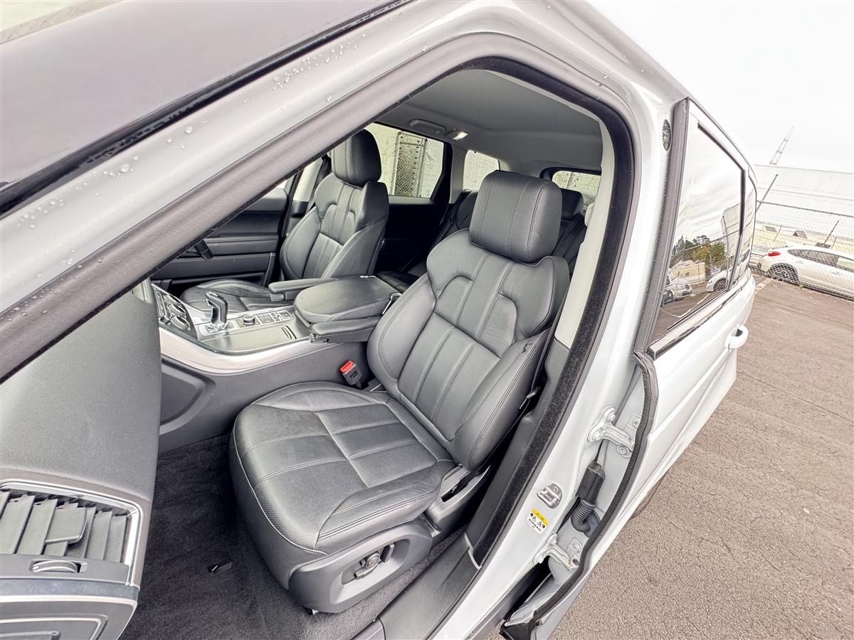 2017 Land Rover Range Rover Sport SP3.0 Supercharged RV/SUV Automatic, 5 seats, Petrol, 3,000 cc, 63,000 km