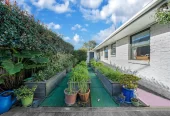 675m2 corner site, Opposite to a Park, 5 beds 3 baths house with double garage, zoned for Sunnyhills School, Farm Cove Intermediate, and Pakuranga College, with both Sunnyhills School and St Kentigern College within walking distance, The owner has obtained the neighbouring property’s consent for stormwater access, 29 The Boulevard Sunnyhills, Auckland