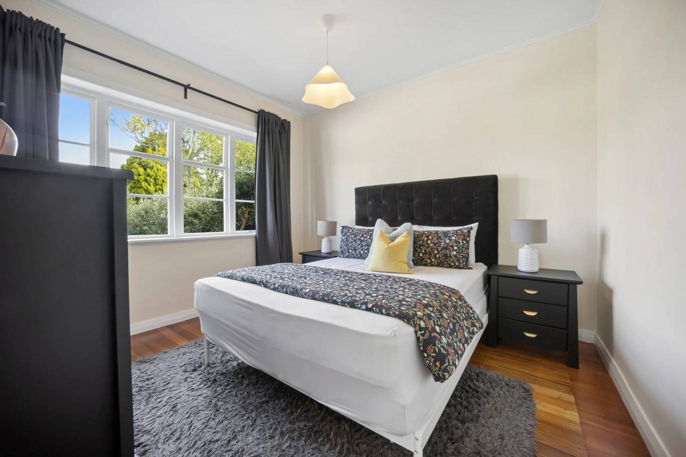 Brick and tile 2 beds 1 bath duplex home with a private backyard on 503m2 section, zoned for Waterview School, Avondale Intermediate and Avondale College, close to shops, public transport, motorway access, parks and scenic walkways, 9 Oakley Avenue, Waterview, Auckland