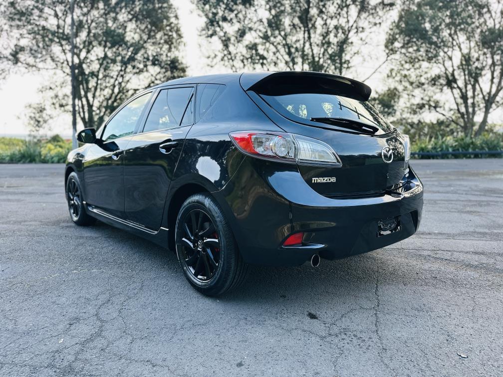 2013 Mazda Axela 20S SPORTS !! SKYACTIVE ENGINE !! Hatchback Tiptronic, Black, 5 seats, New Import, Petrol, 2,000 cc, 64,055 km