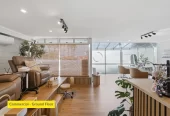 Freehold 754m2 in a Use / Commercial Zone, 300m2 floor area, 4 beds 1 bath house, A high-visibility storefront or office area (2 offices, lounge, kitchenette, toilet), 1 garage space, 2 carport spaces and 5 off street parks, minutes away from major transport links, shopping hubs, and local amenities, 118 Pakuranga Road, Pakuranga, Auckland